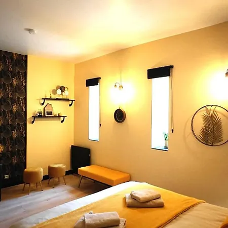 A L'aise - Avec Piscine & Jacuzzi - Table D'hotes - Salon De The Frühstückspension