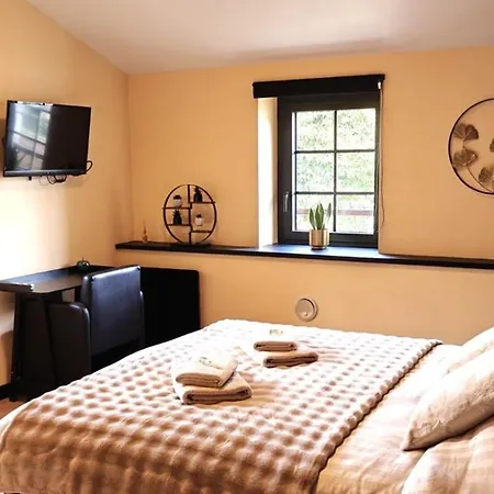 A L'aise - D'hotes A Отель типа 