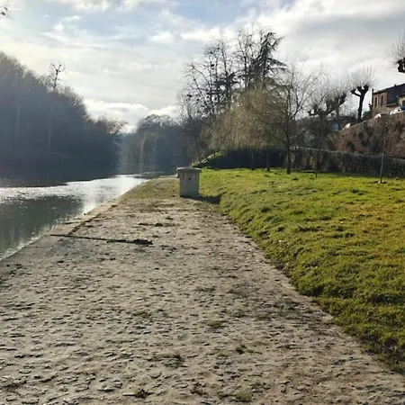 A L'aise - D'hotes A Panzió Vianne