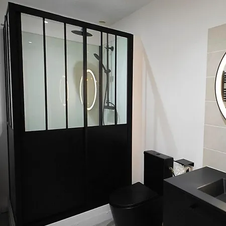 A L'aise - Avec Piscine & Jacuzzi - Table D'hotes - Salon De The Frühstückspension