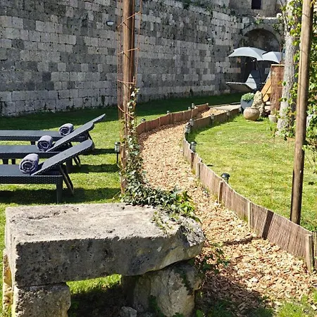 A L'aise - D'hotes A Panzió 4*