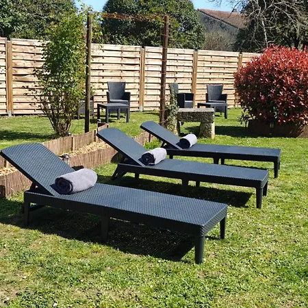 A L'aise - D'hotes A Panzió Vianne