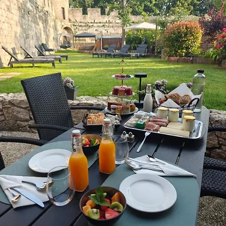 A L'aise - D'hotes A Panzió 4*