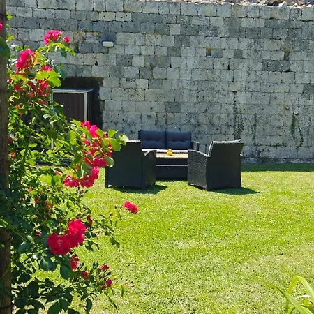 A L'aise - D'hotes A Panzió 4*