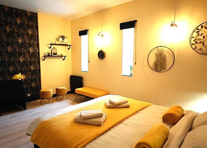 לינה וארוחת בוקר A L'aise - D'hotes A Vianne