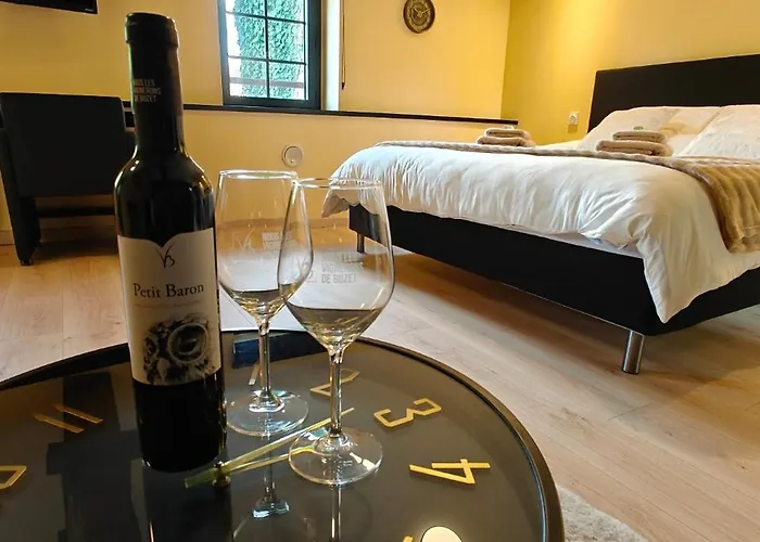 A L'aise - D'hotes A לינה וארוחת בוקר