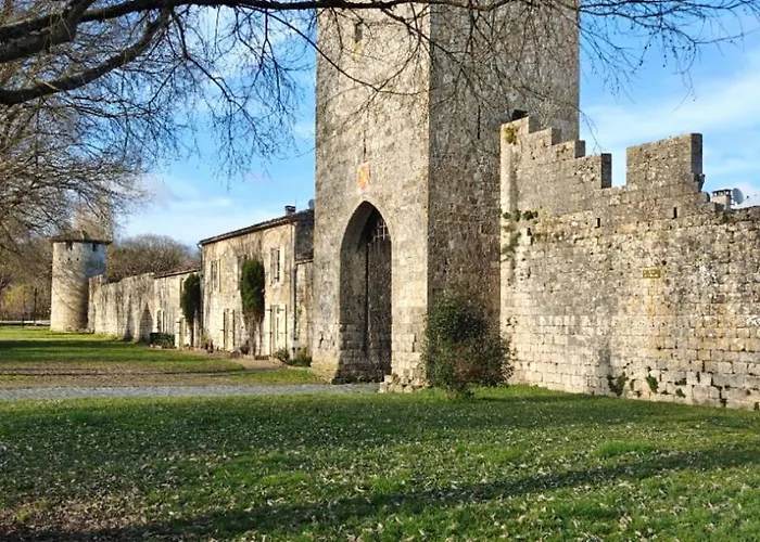 לינה וארוחת בוקר A L'aise - D'hotes A Vianne