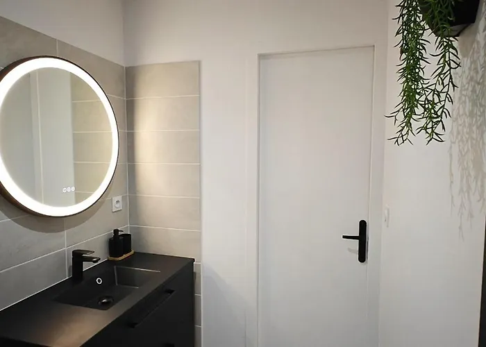 A L'aise - D'hotes A לינה וארוחת בוקר