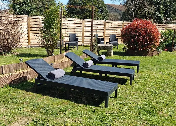 A L'aise - D'hotes A לינה וארוחת בוקר Vianne